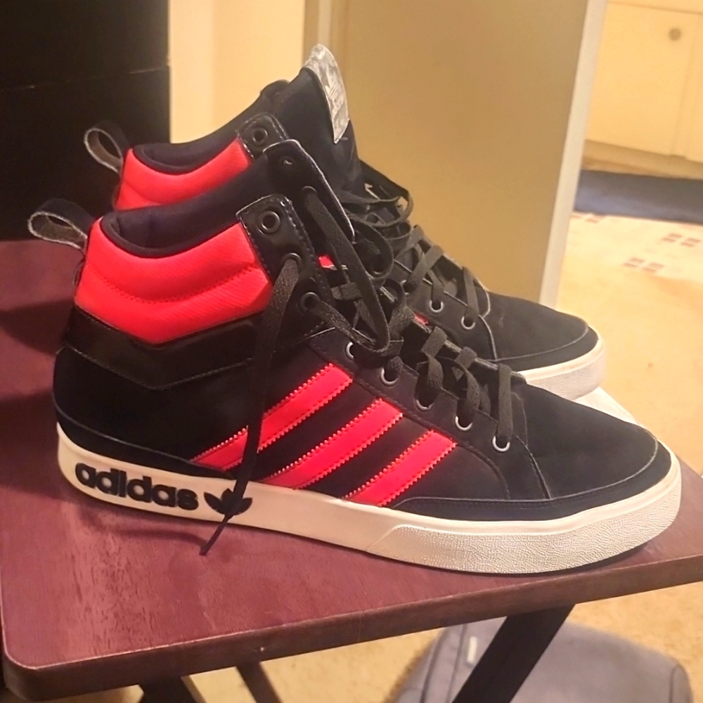 Adidas sz 12 sneakers